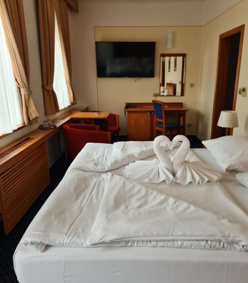 Hotel Slovan Jeseník Kültér fotó