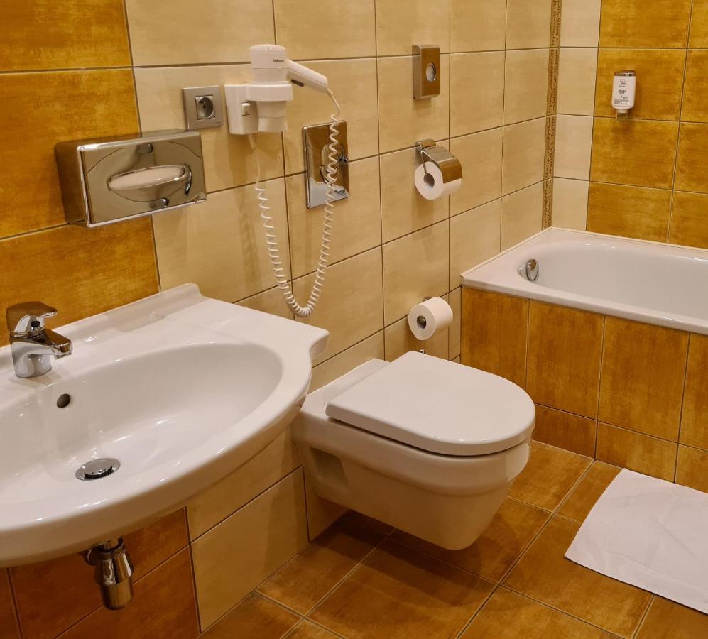 Hotel Slovan Jeseník Kültér fotó