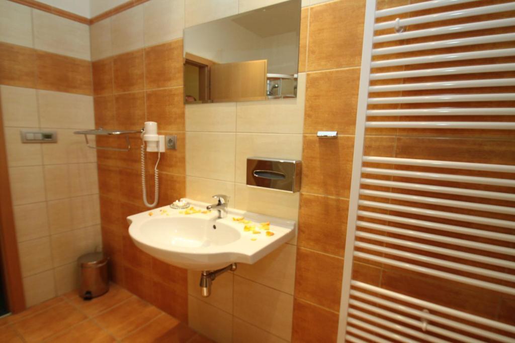 Hotel Slovan Jeseník Szoba fotó