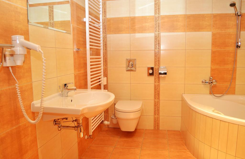 Hotel Slovan Jeseník Kültér fotó